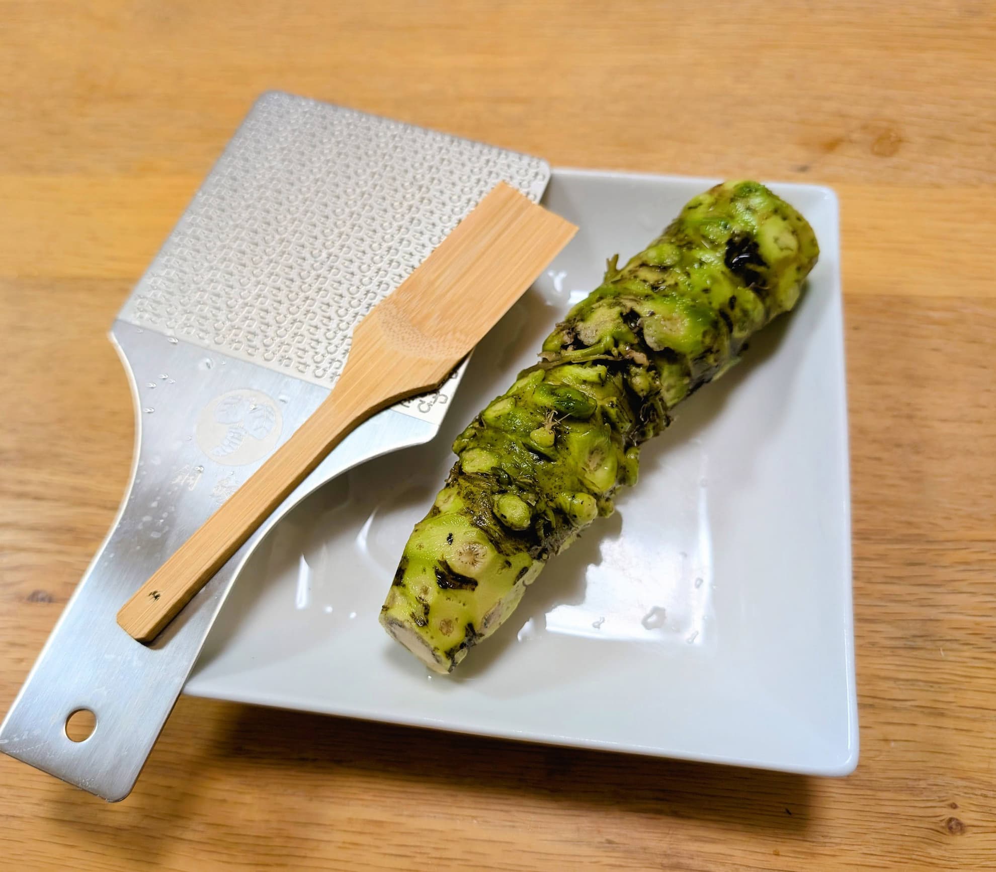 鮫皮おろしと奥多摩わさび